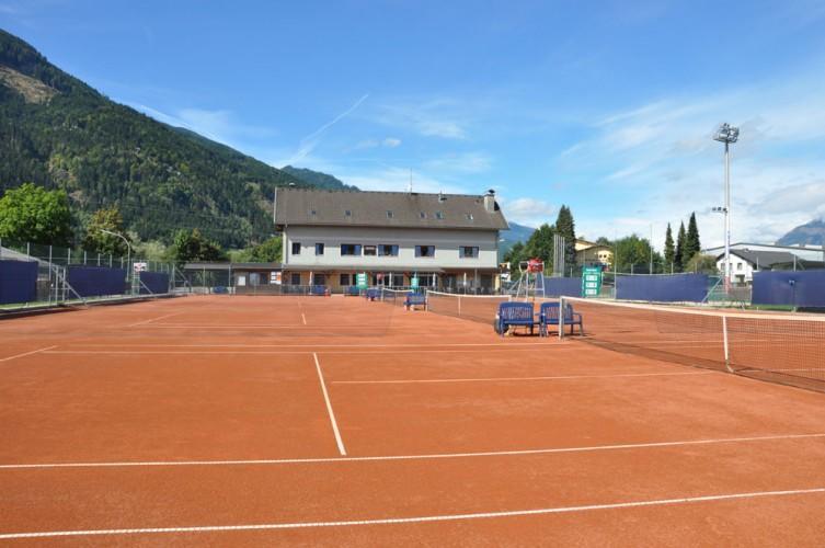 Gasthaus Pension Goldeck Spittal an der Drau Exterior foto